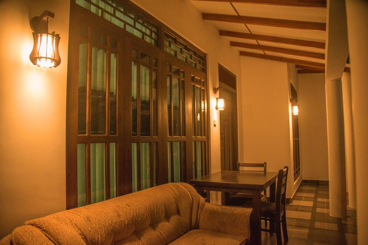 Sadee'S Place 담불라 외부 사진